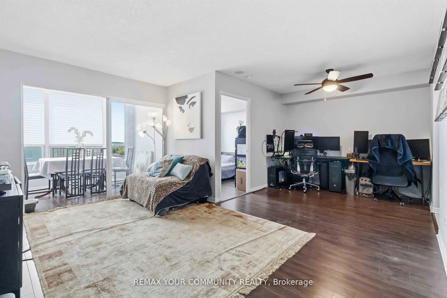 135 Hillcrest Avenue 1109 photo 4