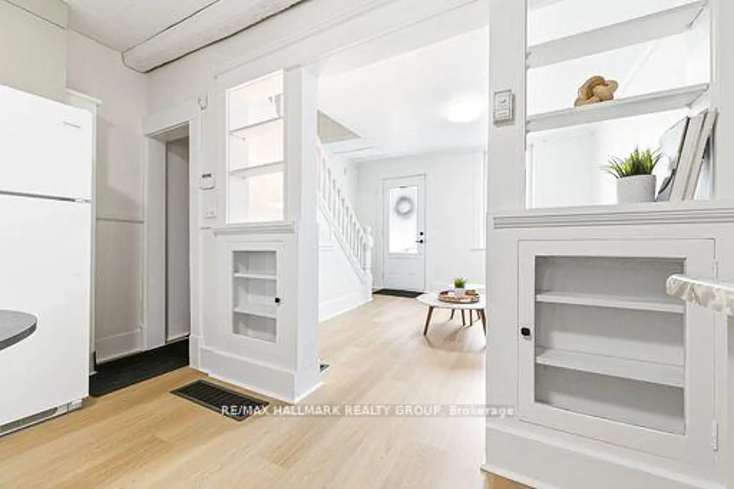 391 Murray Street photo 3
