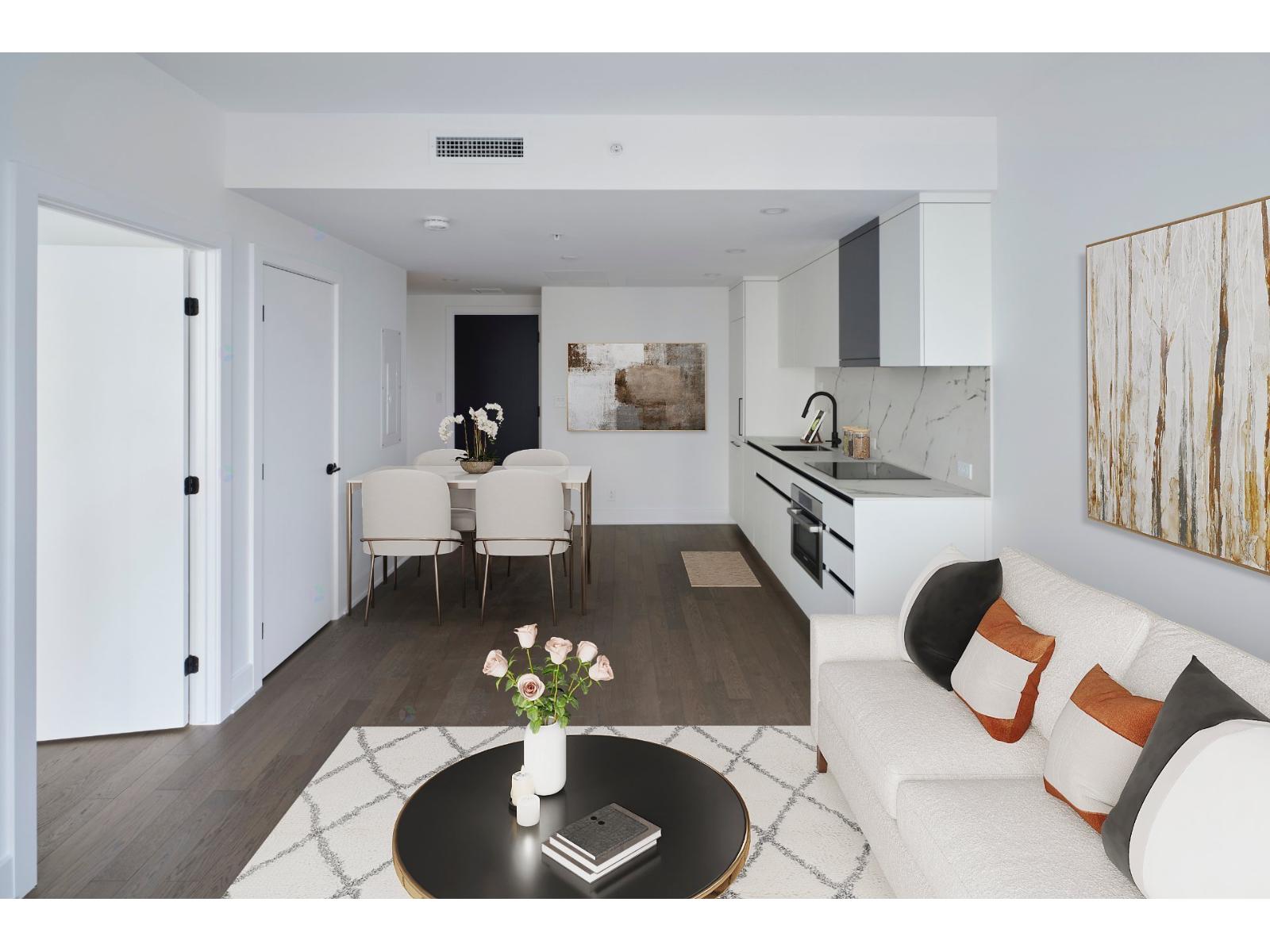720 Rue St-Jacques
