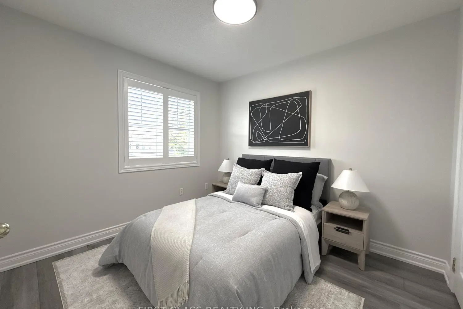 36 Princess Diana Drive photo 5
