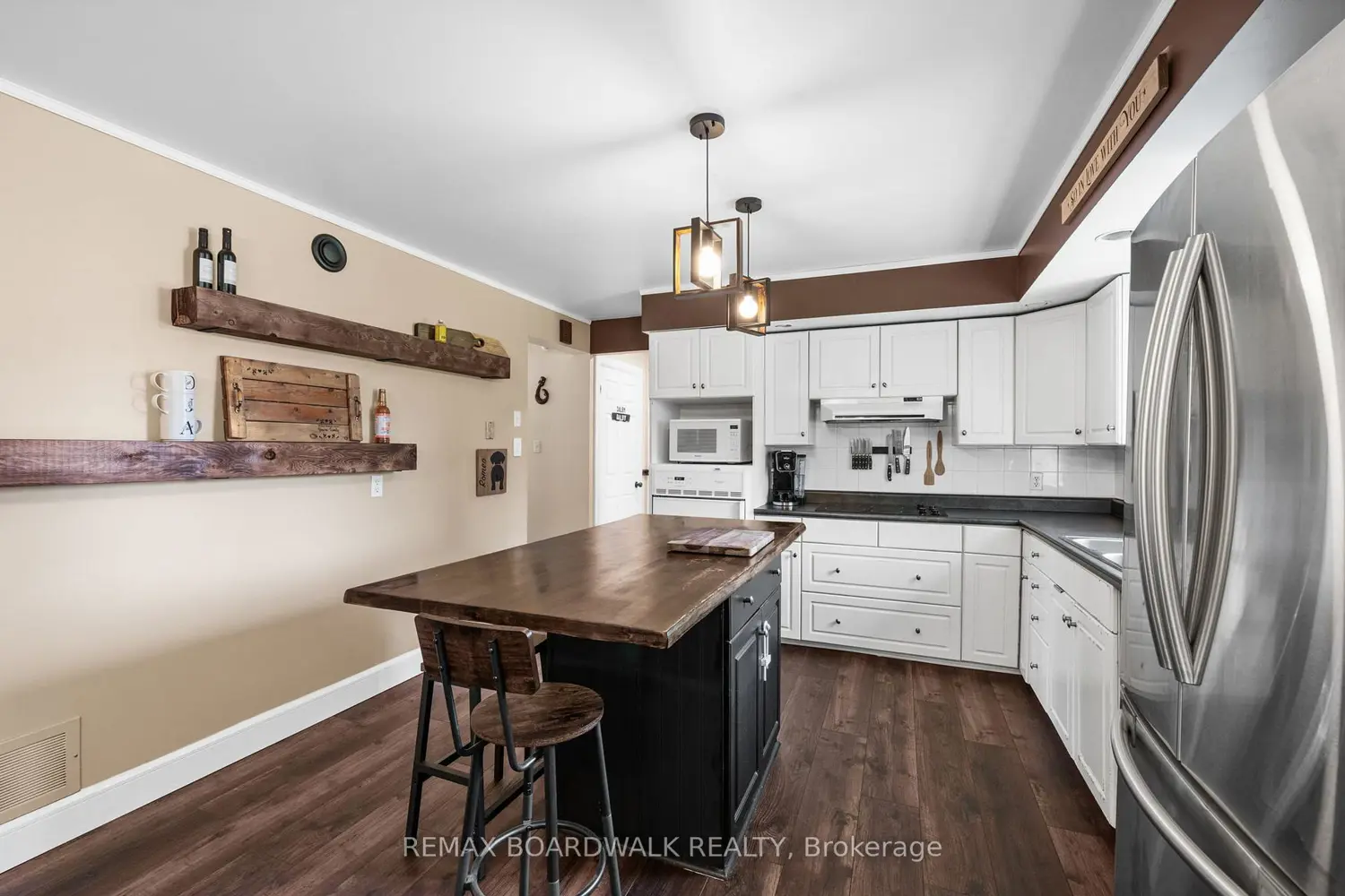 18 Berg Crescent photo 2