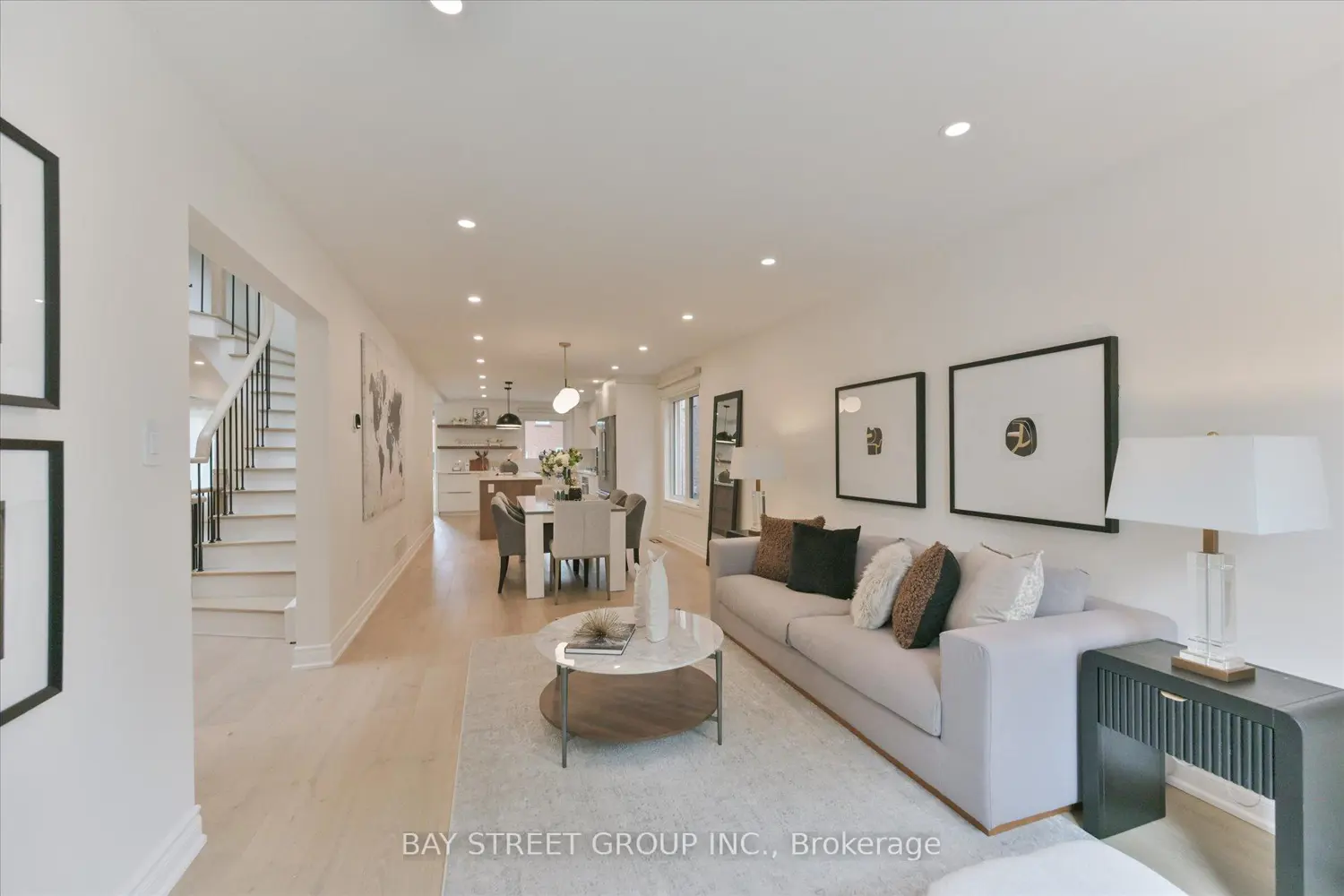 49 Cygnus Drive photo 2