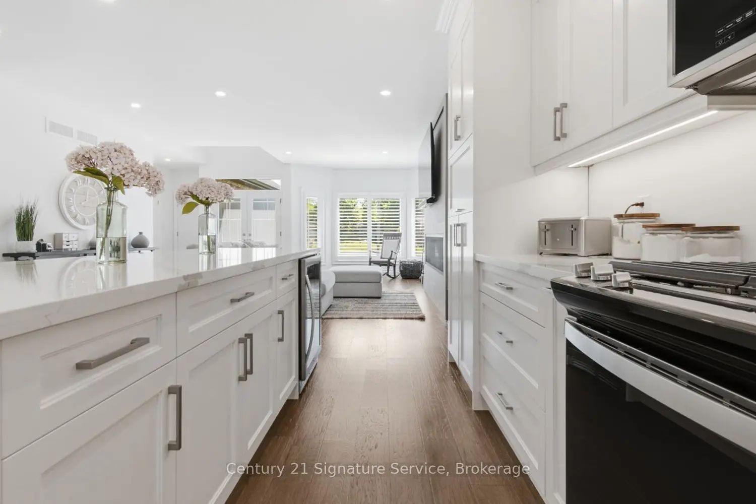 191 Hetram Court photo 5