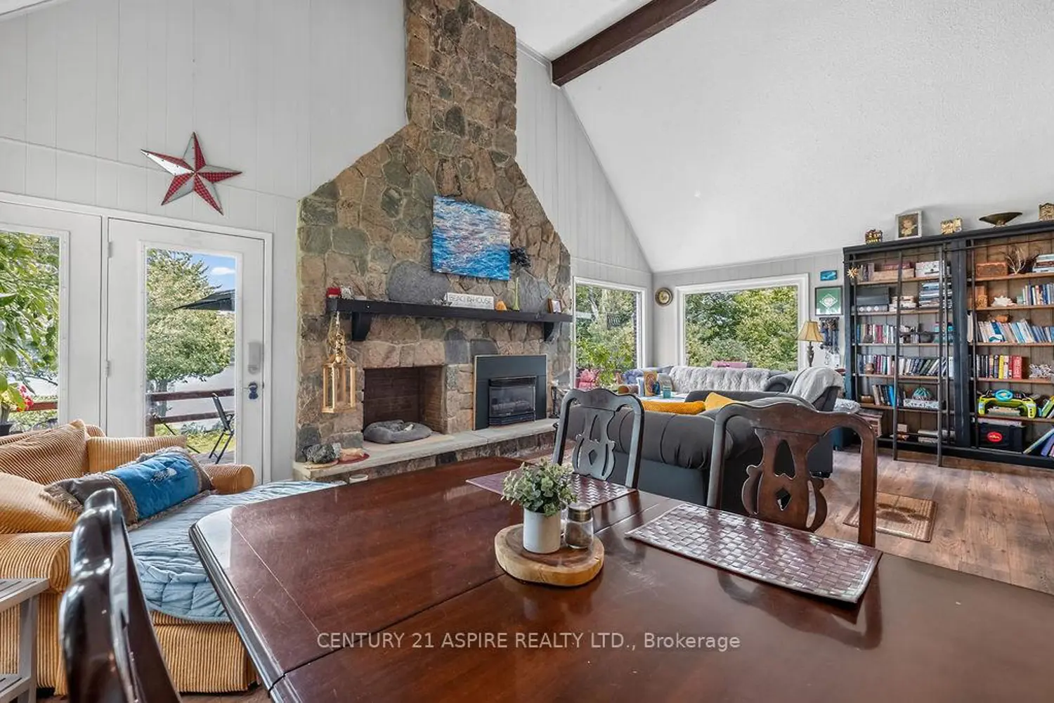 324 Rantz Road photo 3