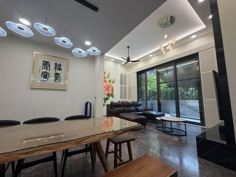 19 Nassim Hill photo 4