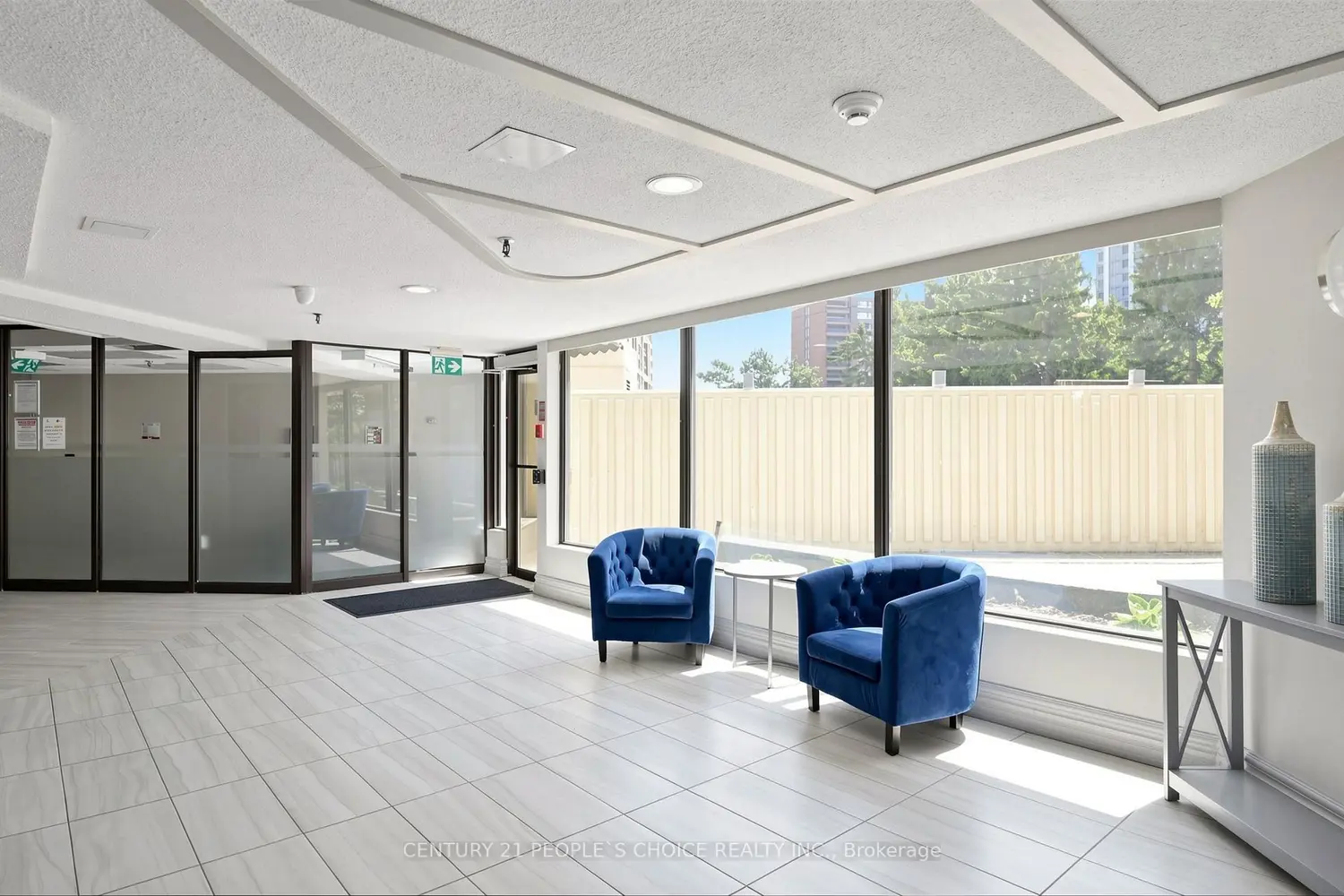 8 Lisa Street 2207 photo 3