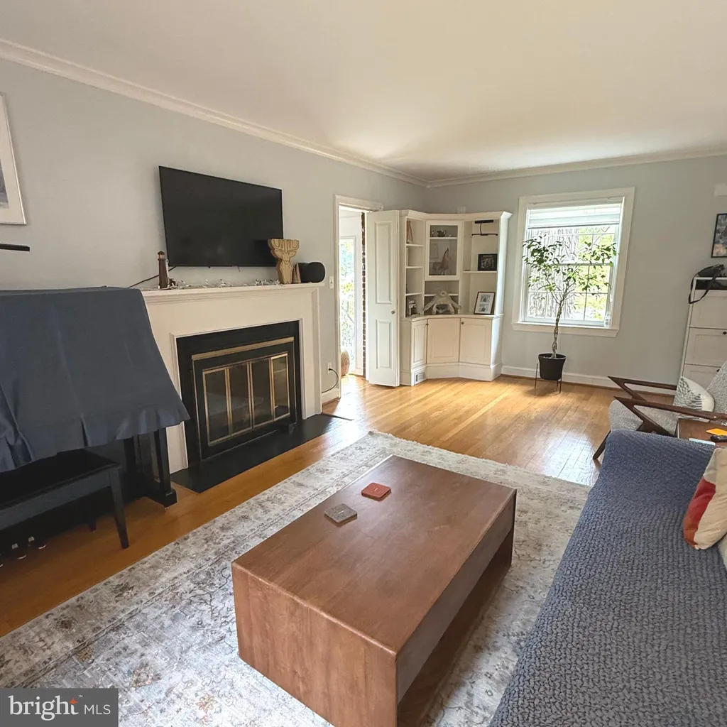 3121 Quebec Place NW, Washington, DC 20008 photo 4