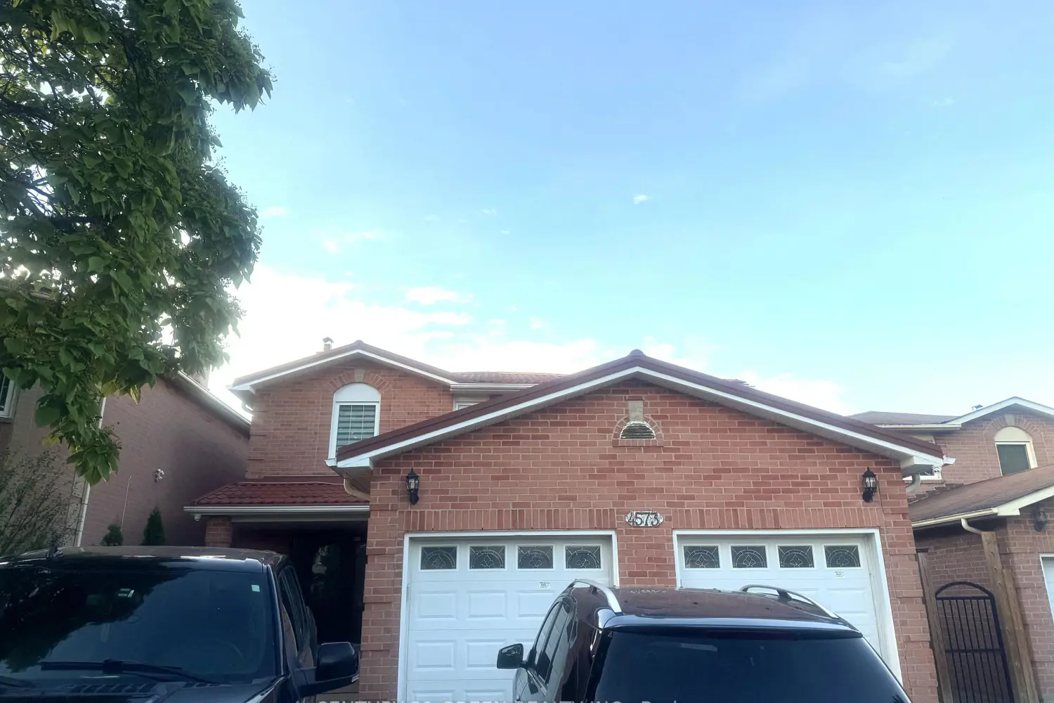 4573 Bismark Crescent