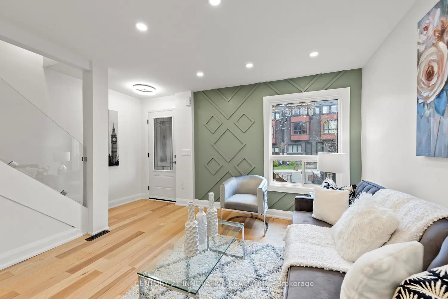 280 Brock Avenue photo 5