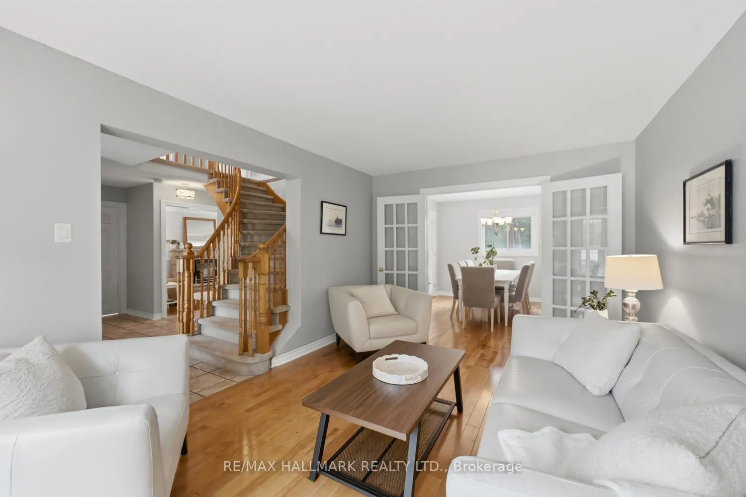 2494 Headon Forest Drive photo 2
