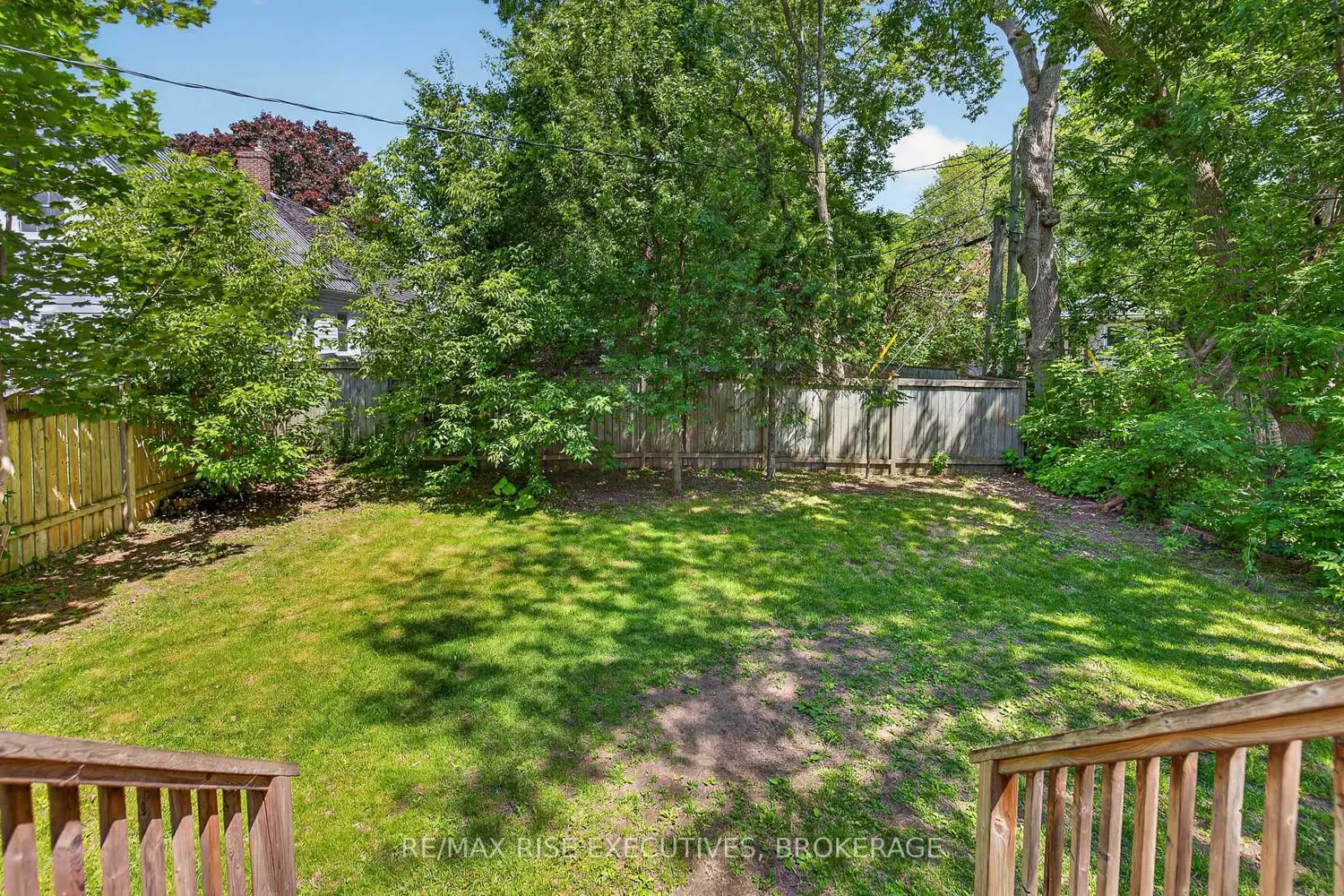 807 Brock Street photo 5