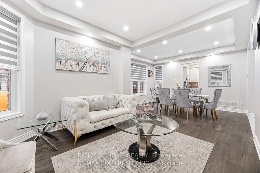 Upper Unit-29 Laurentide Crescent, Brampton, ON, L6P 1Y3 photo 4