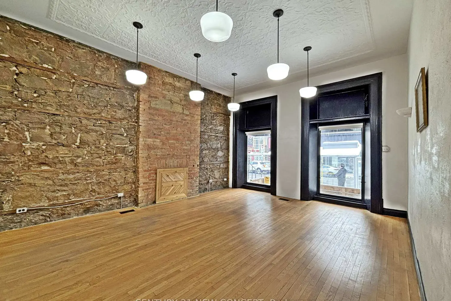 146 James Street photo 5