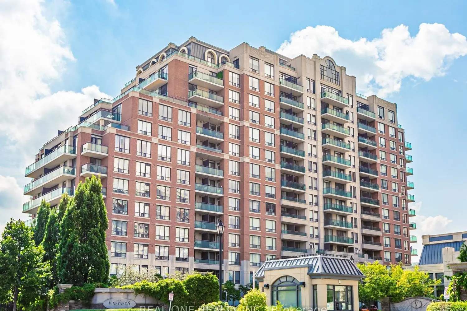 310 Red Maple Road 1203