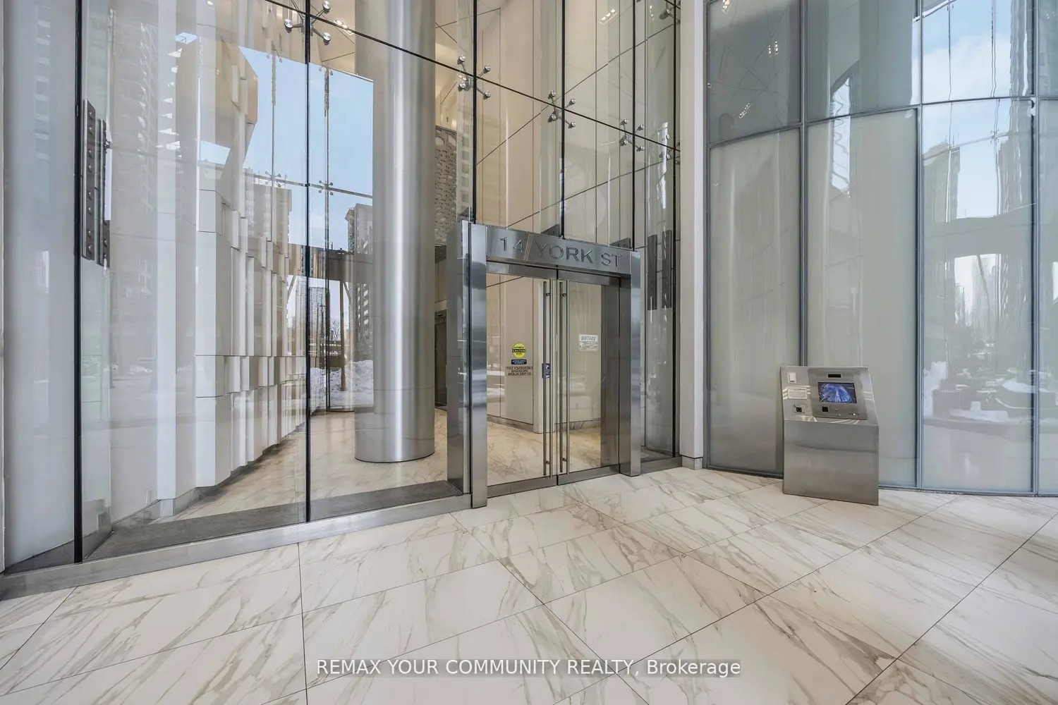 14 York Street 2302