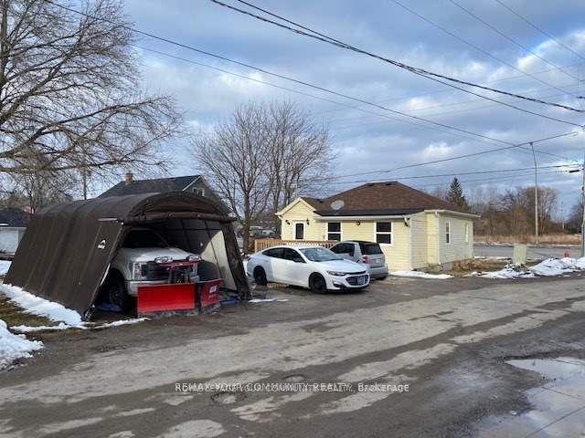 262 The Queensway Road S, Georgina, ON, L4P 2B1