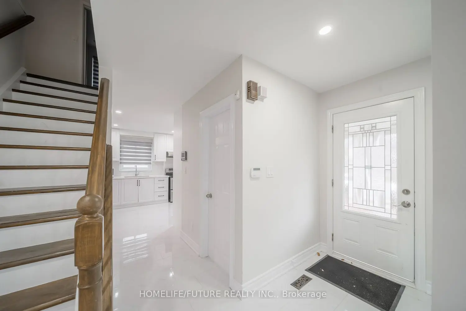 8 Coltman Crescent photo 5