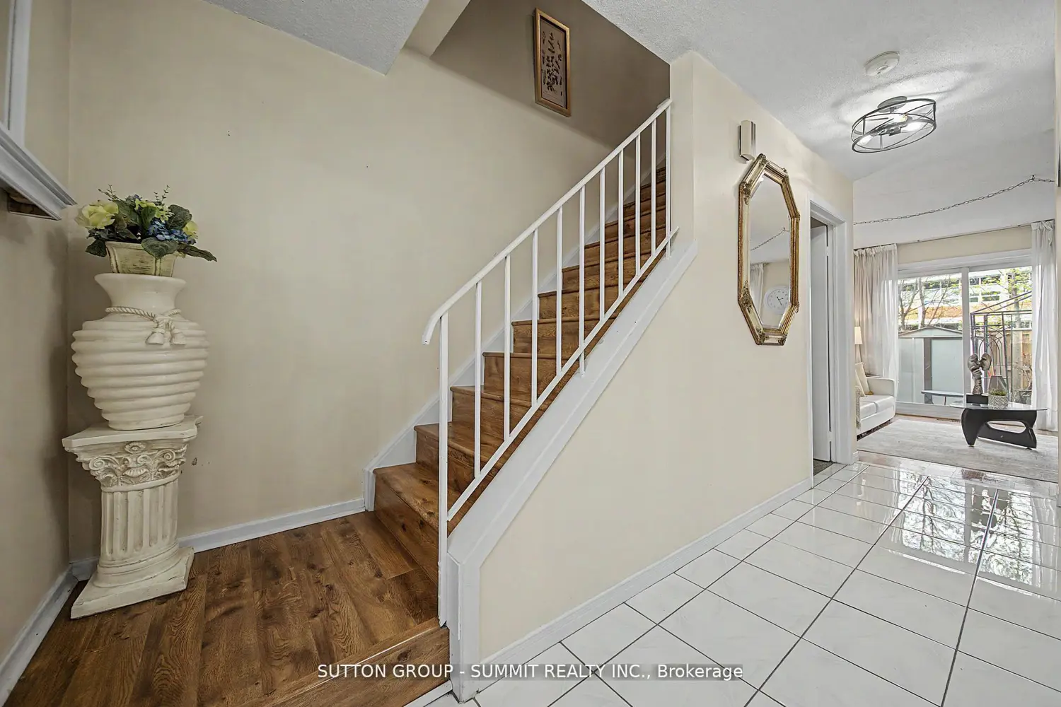 45 Hansen Road 61 photo 3