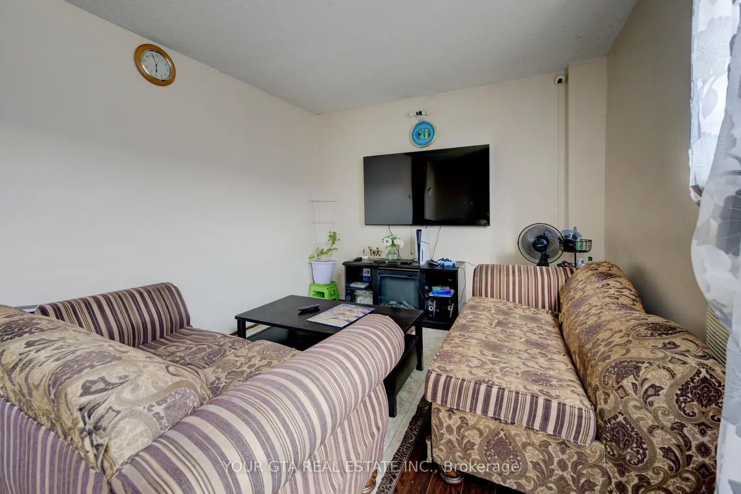 1055 B Forestwood Drive 122 photo 5