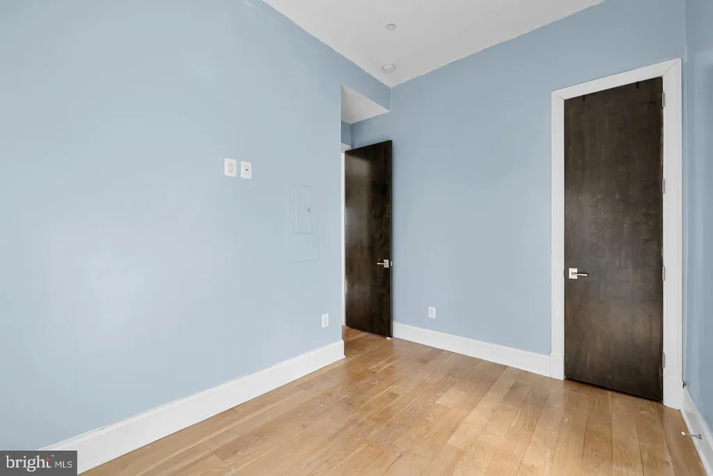 2009 Columbia Road NW Unit 5, Washington, DC 20009