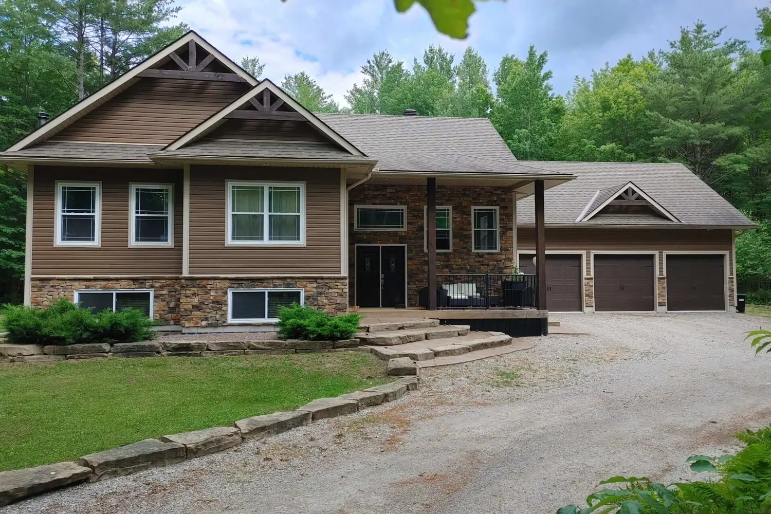 2932 Pinecone Trail photo 2