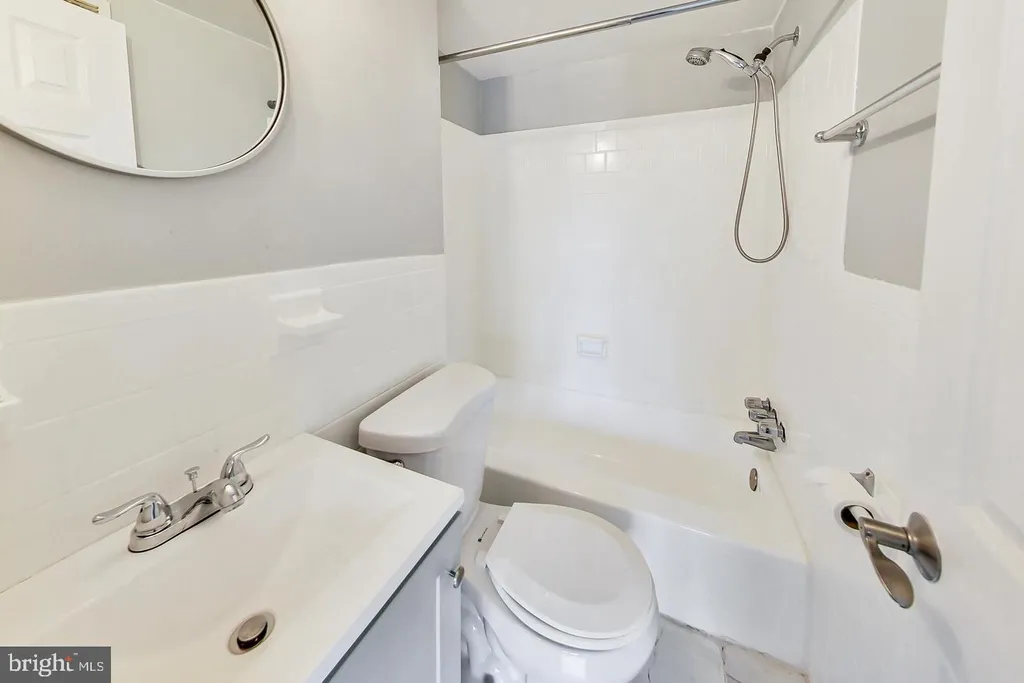 604 Longfellow Street NW Unit 303, Washington, DC 20011