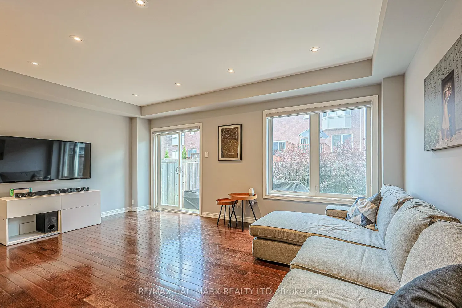 256 Sandale Road photo 5