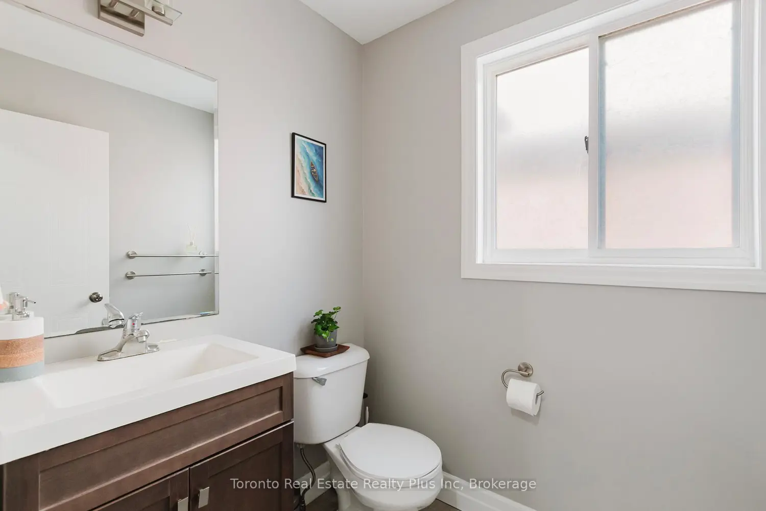 597 Little Dover Crescent photo 4