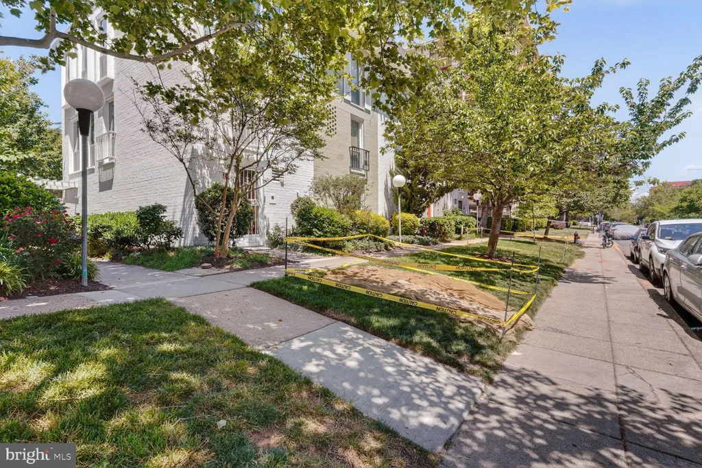 209 G Street SW Unit 143, Washington, DC 20024