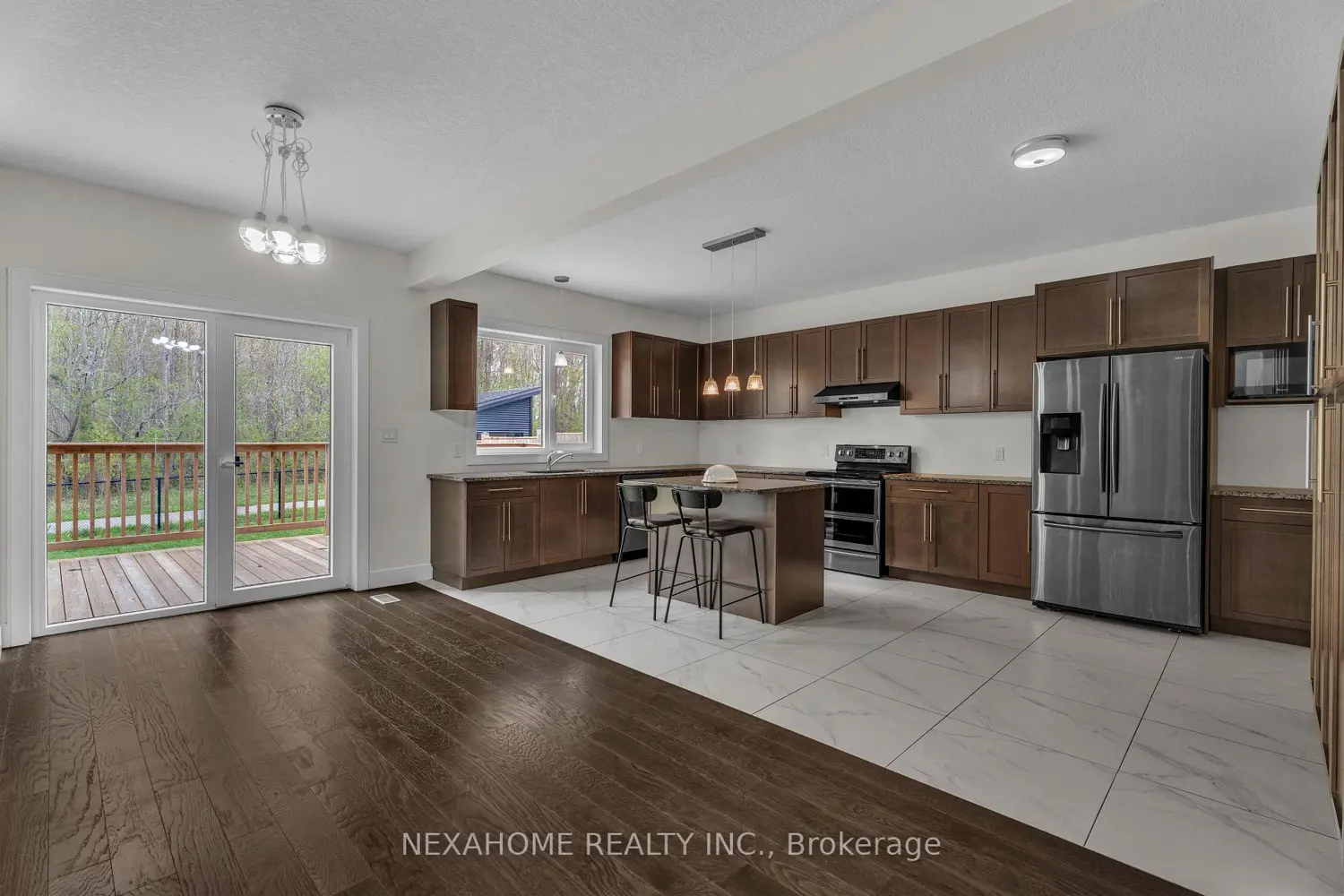 861 Zaifman Circle photo 4
