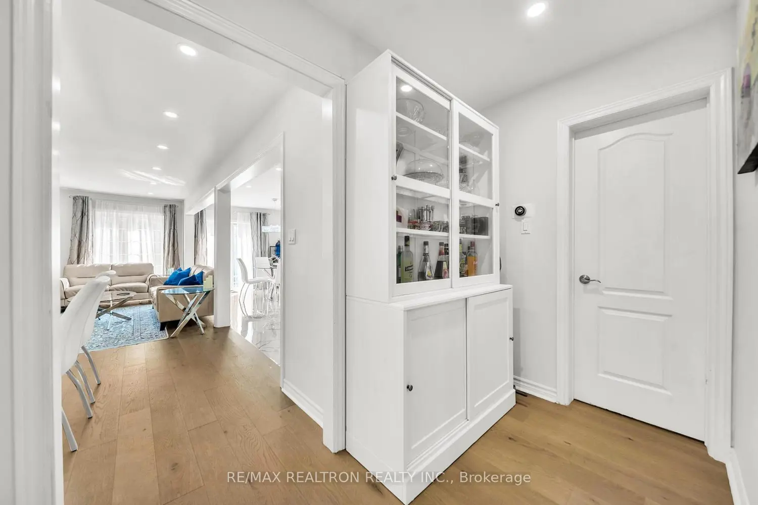 88 Matteo David Drive photo 3