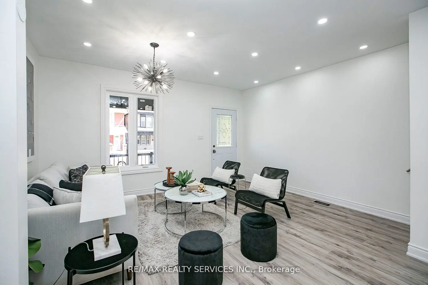 20 Somerset Avenue photo 4