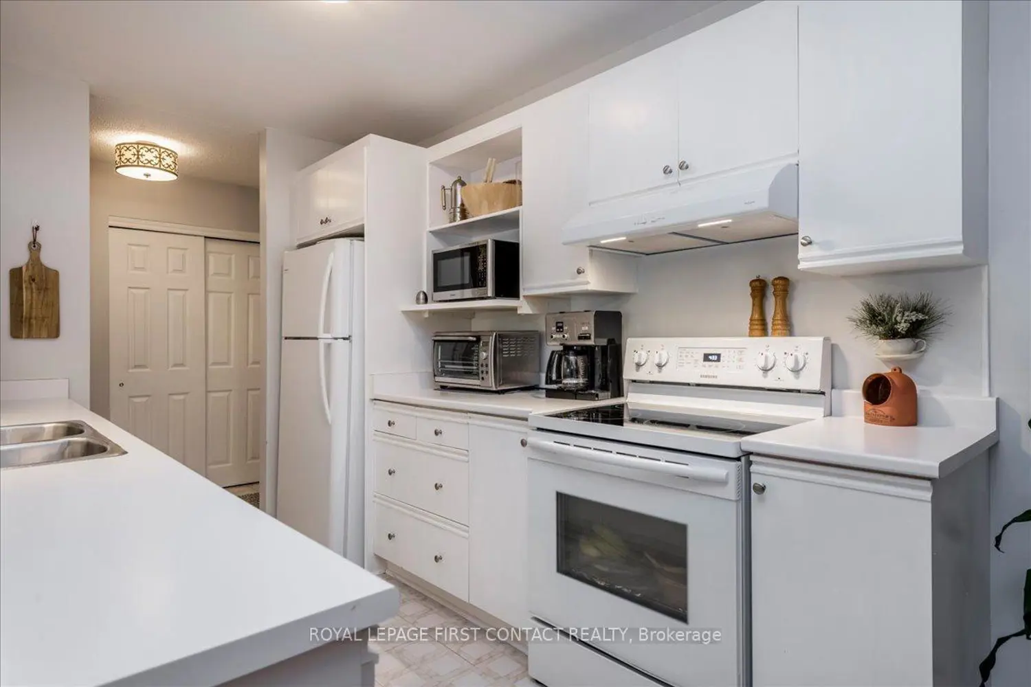 131 Clapperton Street 102 photo 4