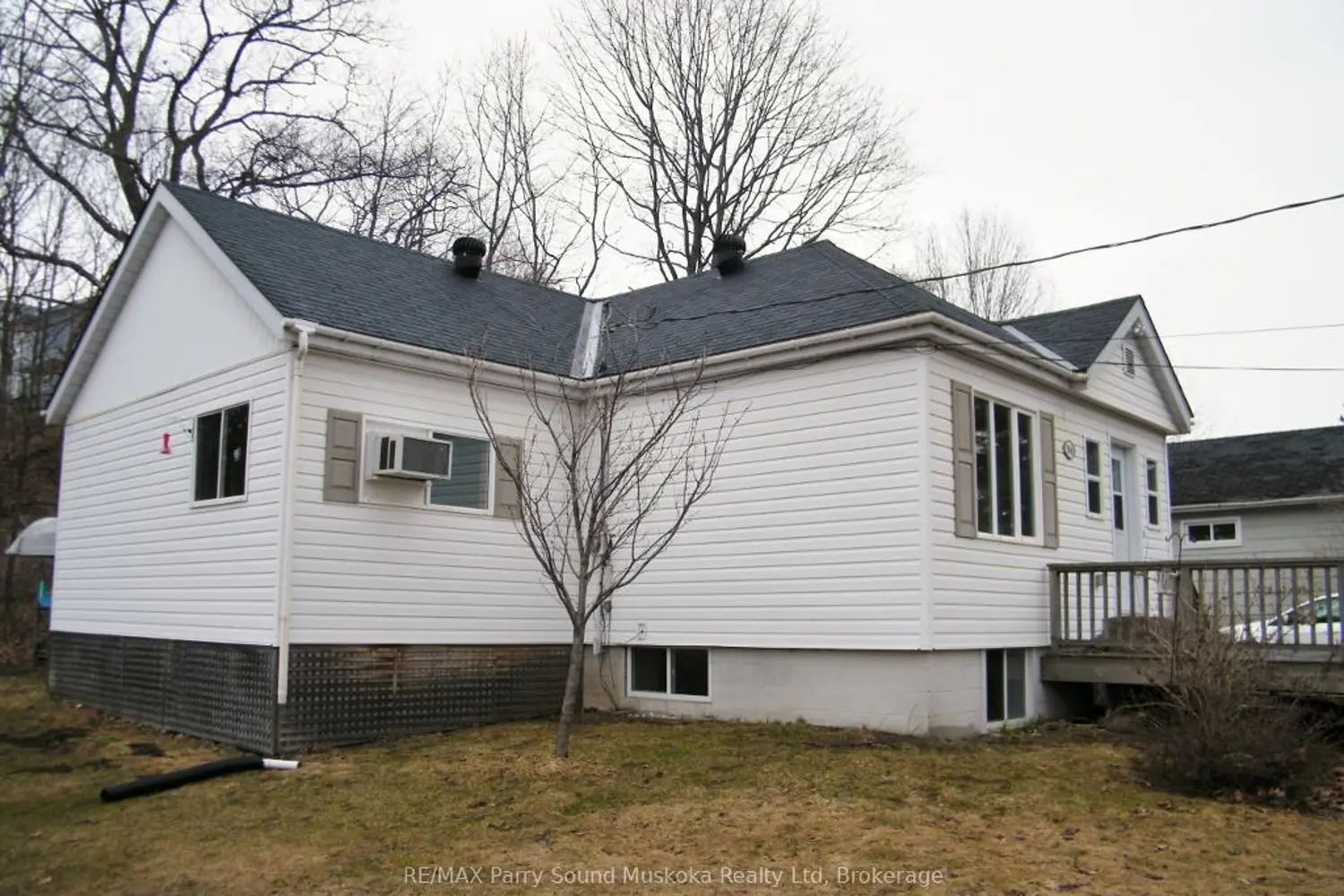 94 William Street photo 4