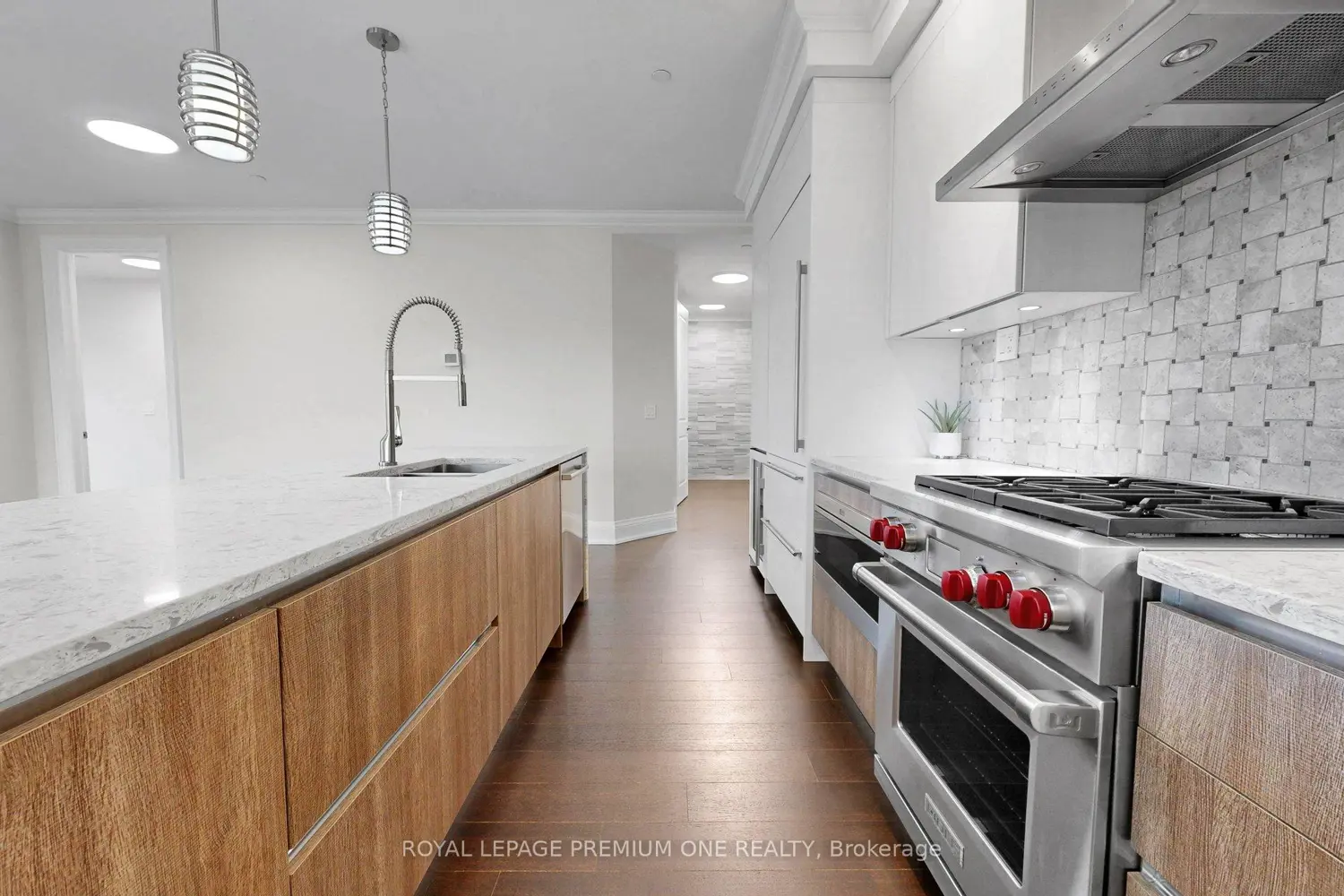 10360 Islington Avenue 303 photo 5
