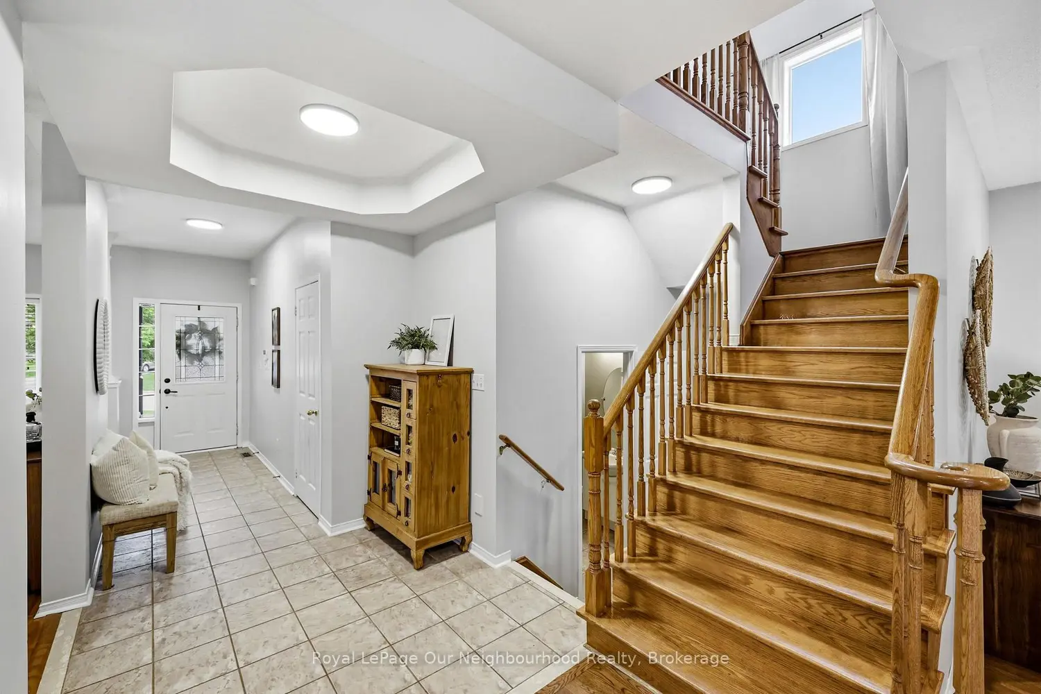 1090 Keswick Court photo 3