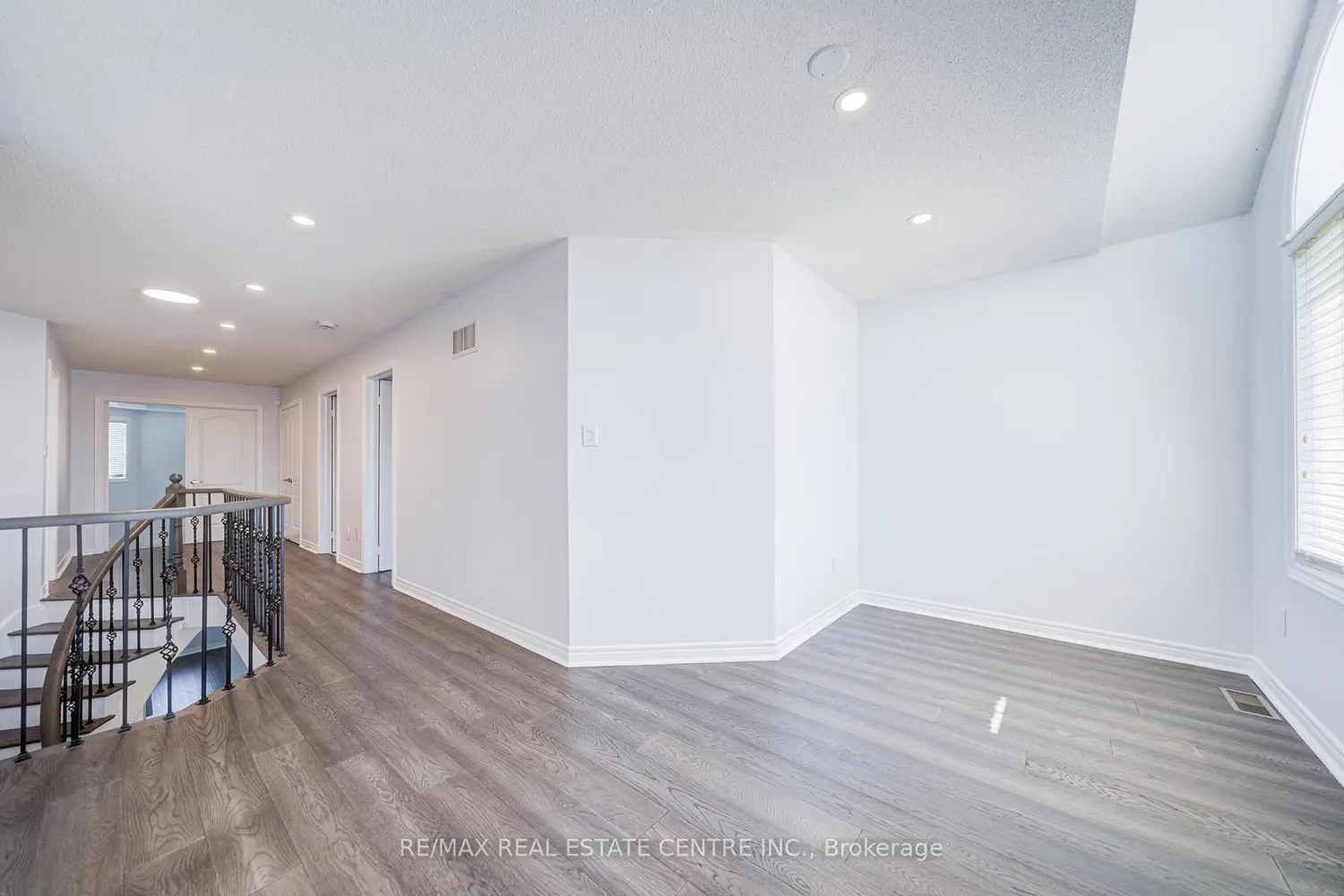 3275 Tacc Drive photo 3