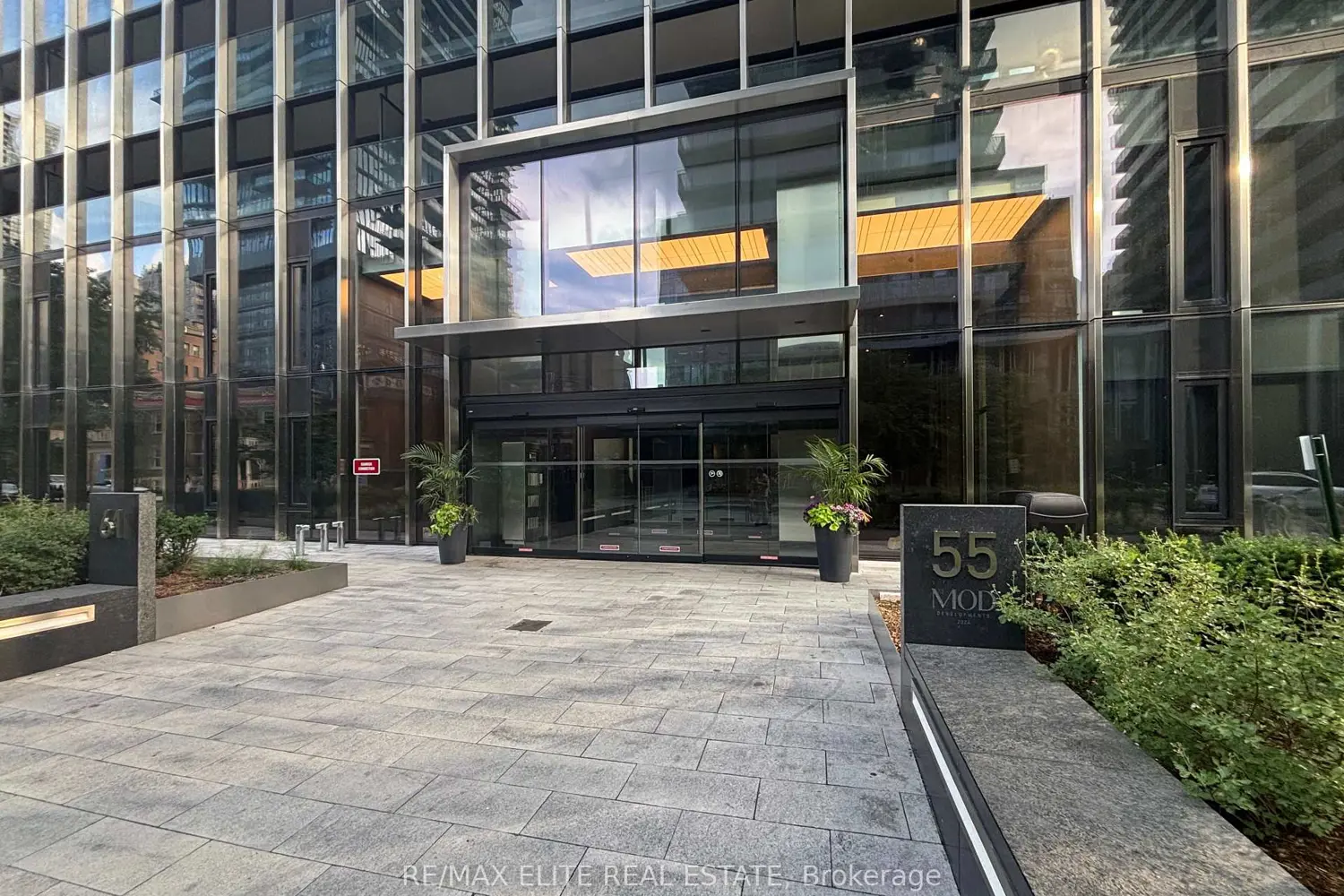 55 Charles Street Th10