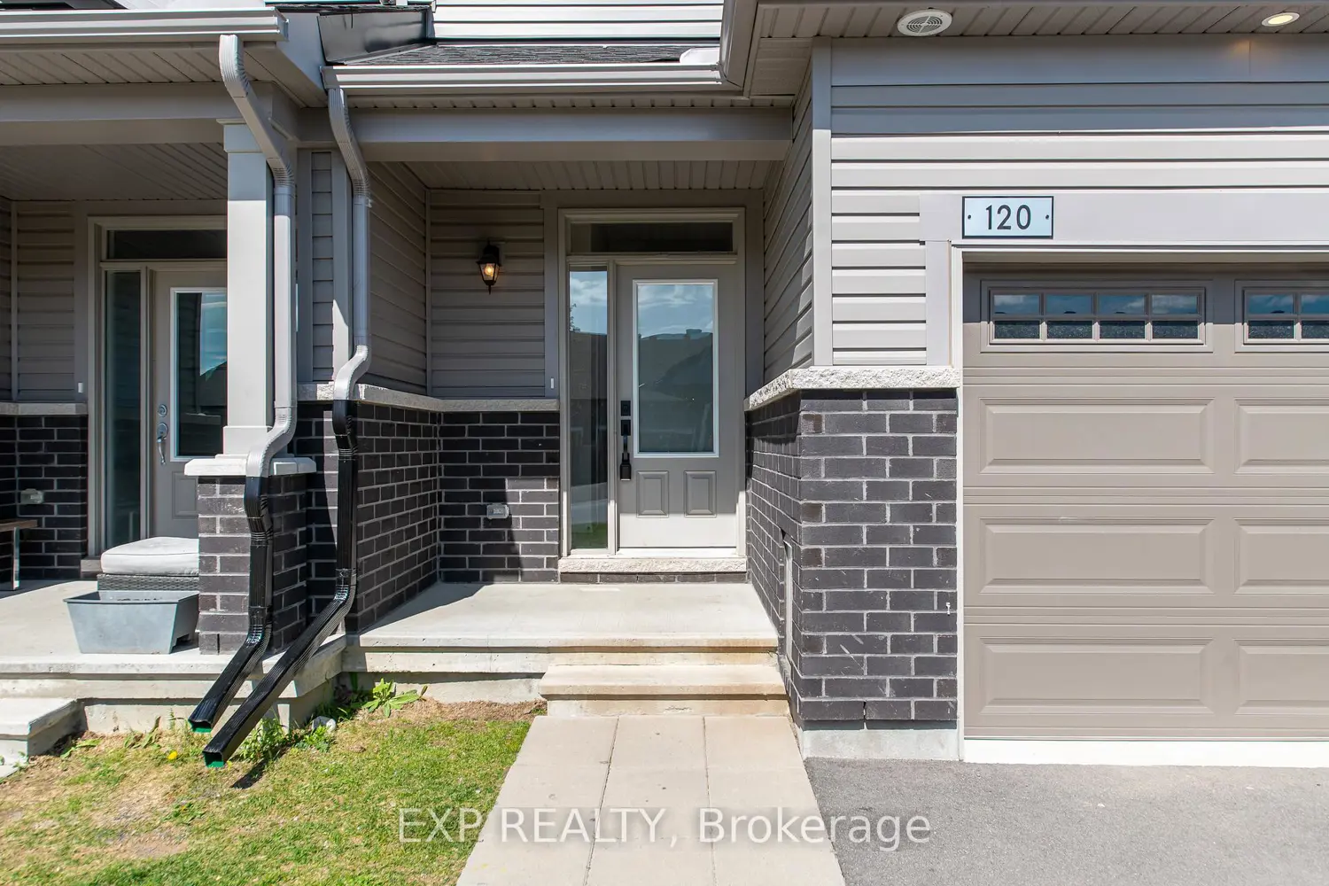 120 Patchell Place photo 2