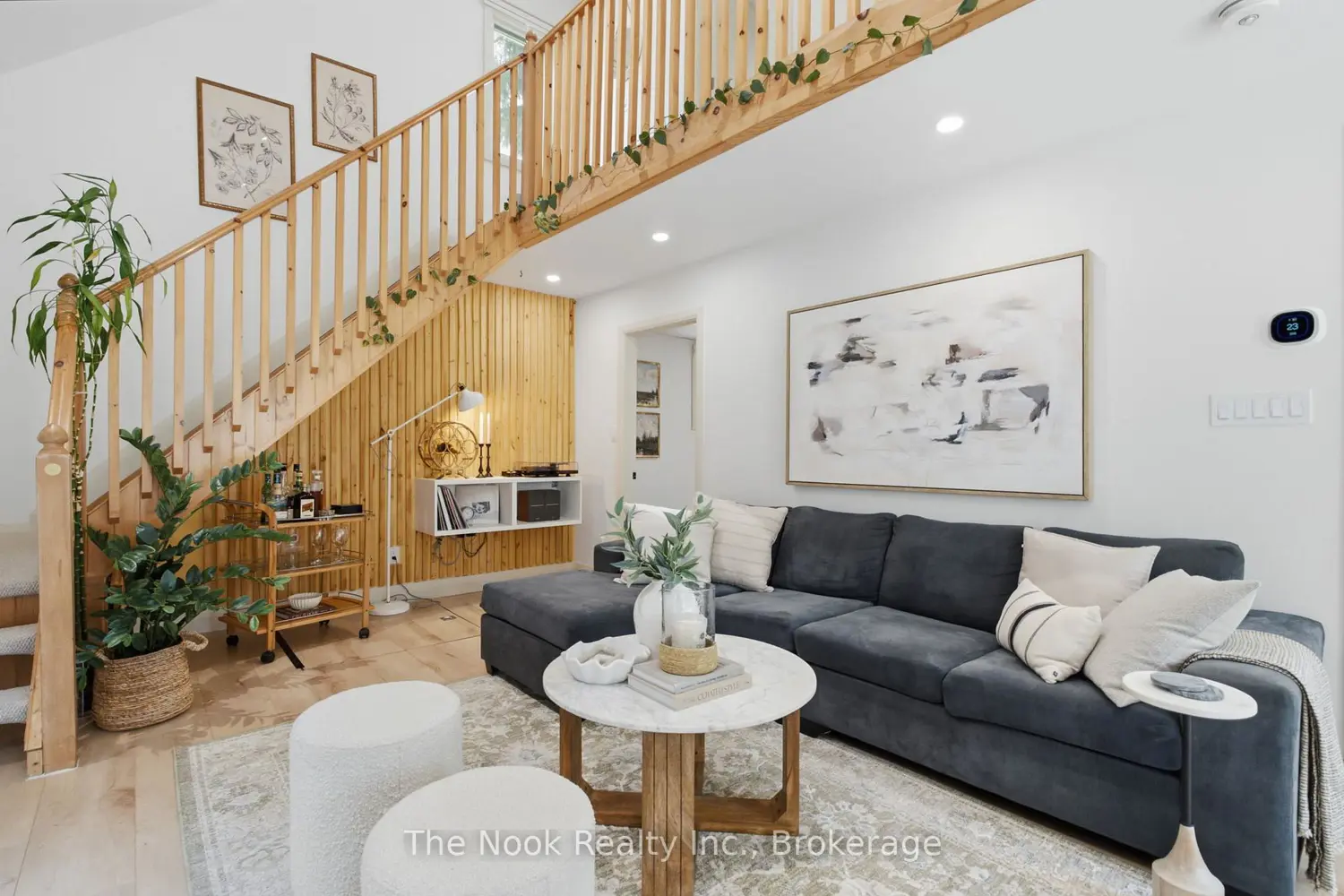 30 Lakeview Avenue photo 3