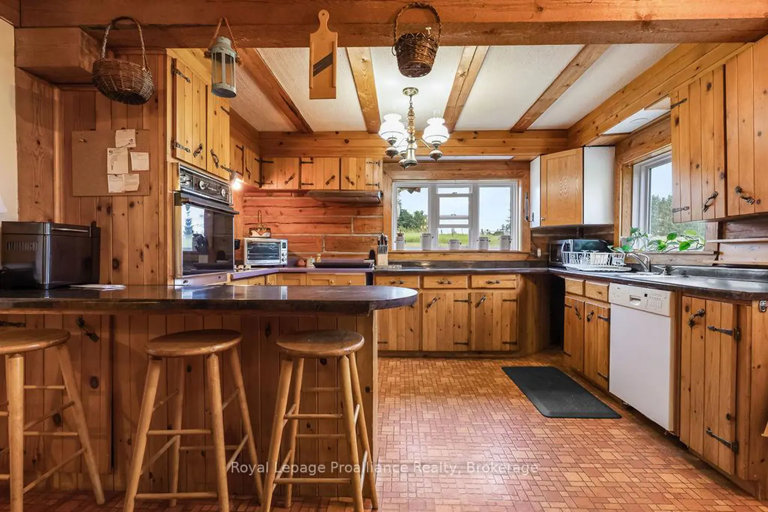 93 Mcgee Road photo 4