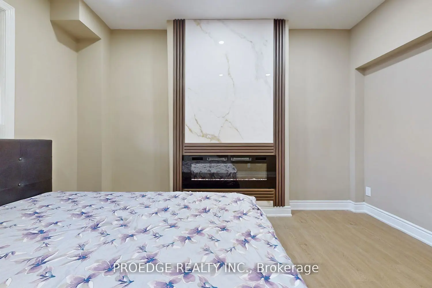 177 Wallace Avenue photo 4