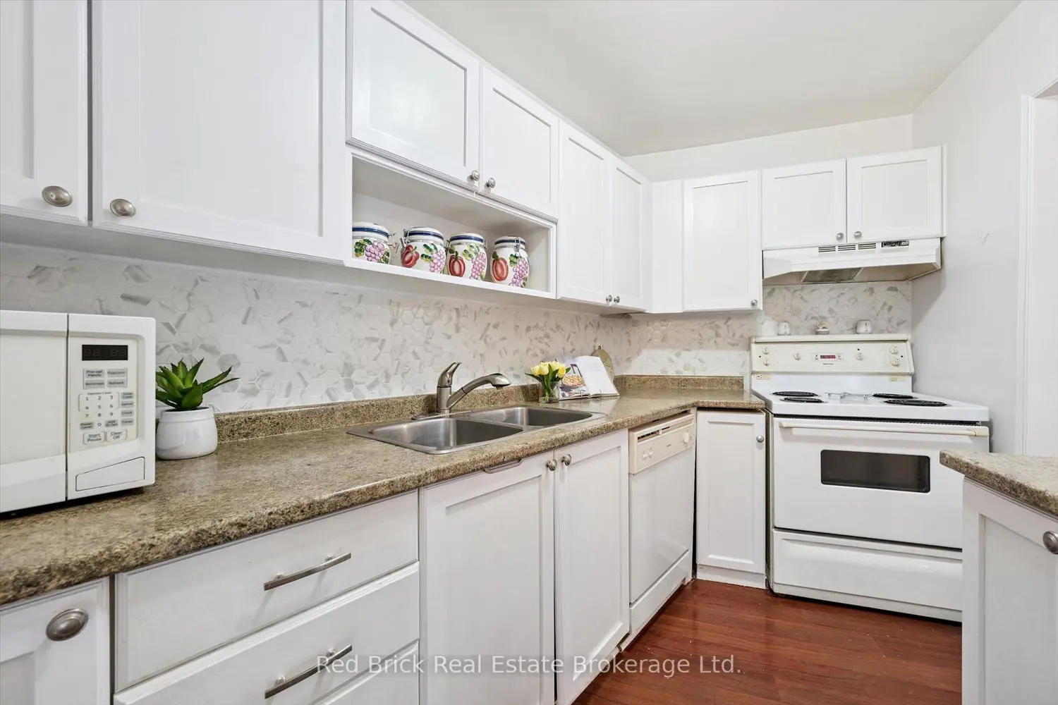90 Ferman Drive 36 photo 4