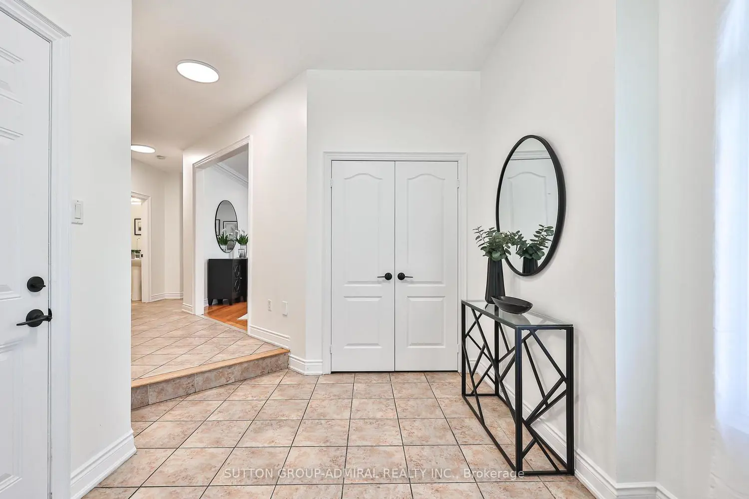 502 Apple Blossom Drive photo 3