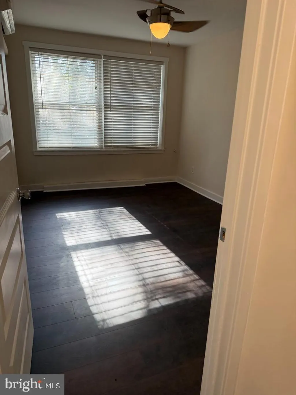 514 Ridge Road SE Unit 111, Washington, DC 20019