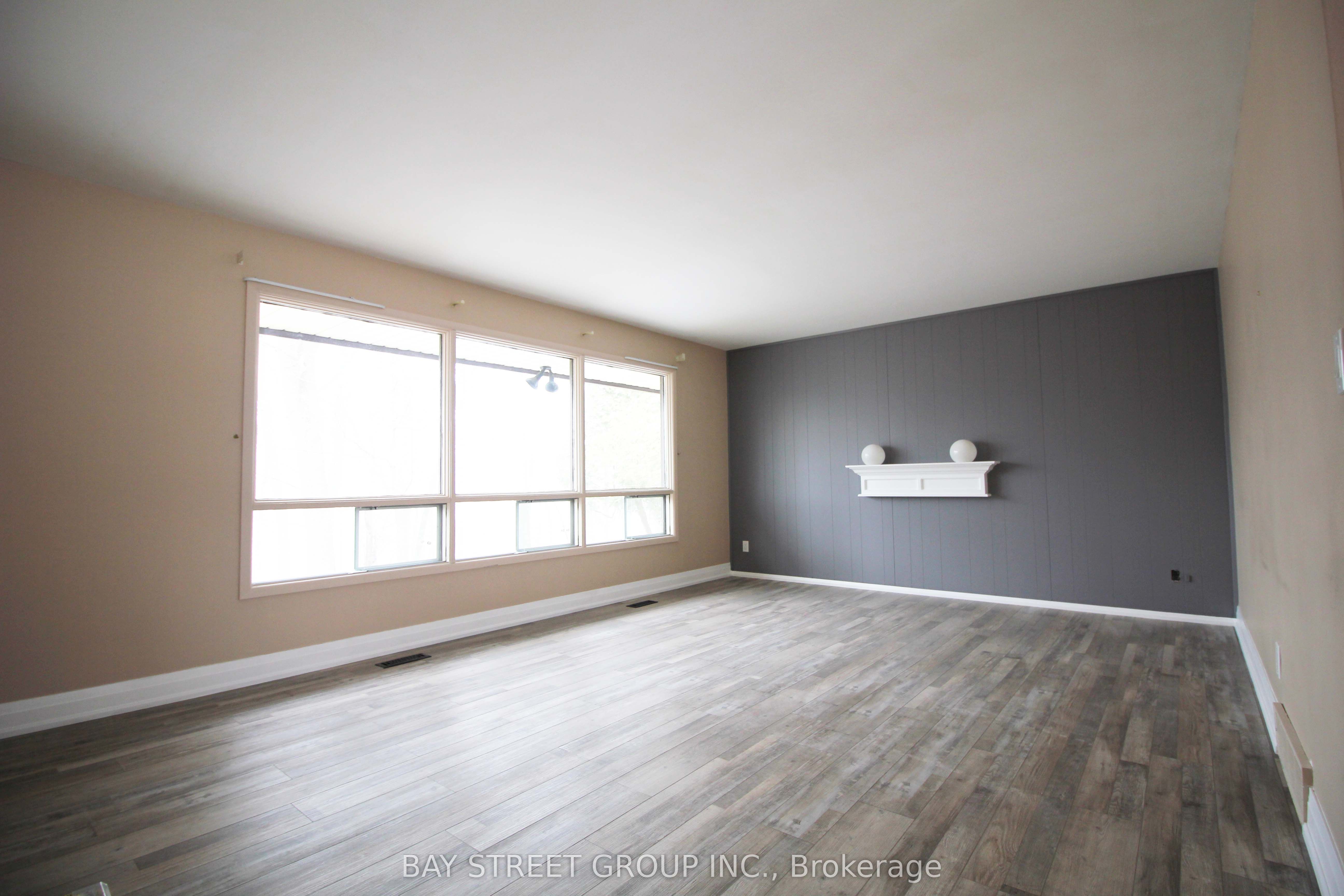 27 Glenbarr Road, St. Catharines, ON, L2T 1Y2
