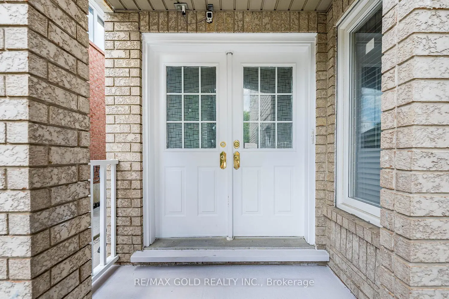 65 Mount Ranier Crescent