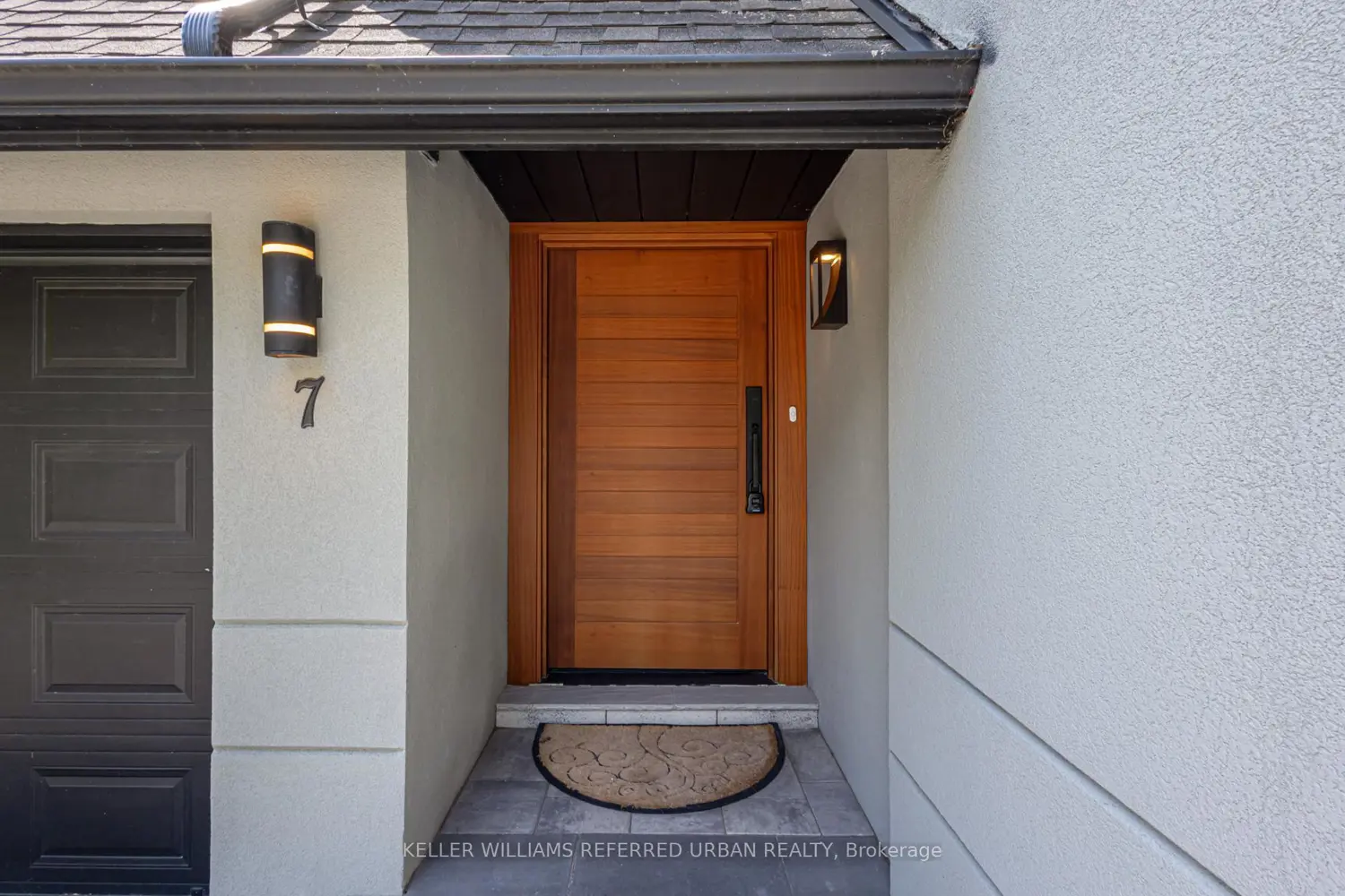 7 Cossar Drive photo 3
