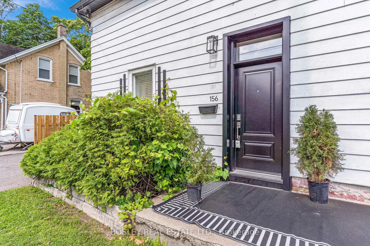 156 St. Andrews Street photo 4