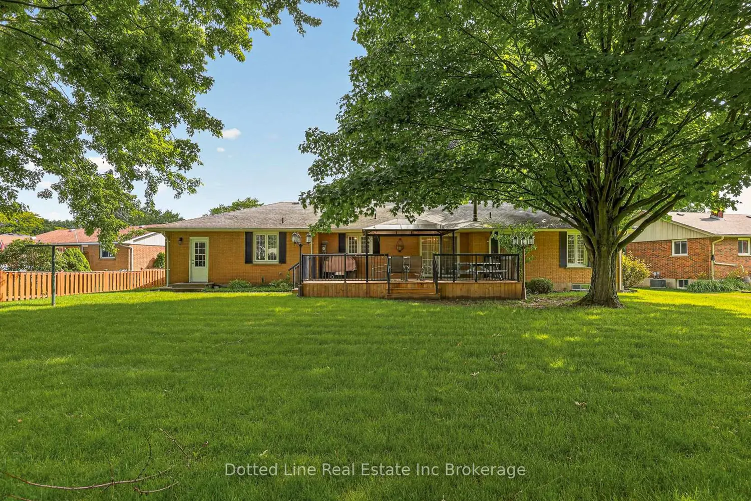 40 Parkdale Avenue photo 4